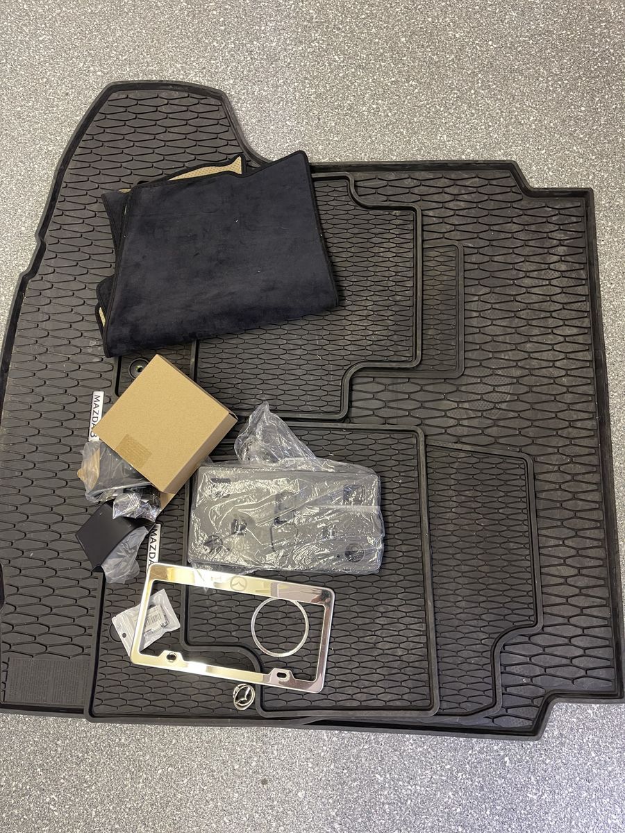 2021 Mazda 3 cargo/car/dash mats and more