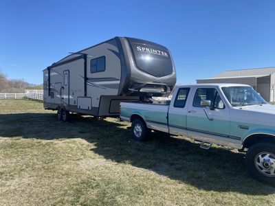5th Wheel Trailer
