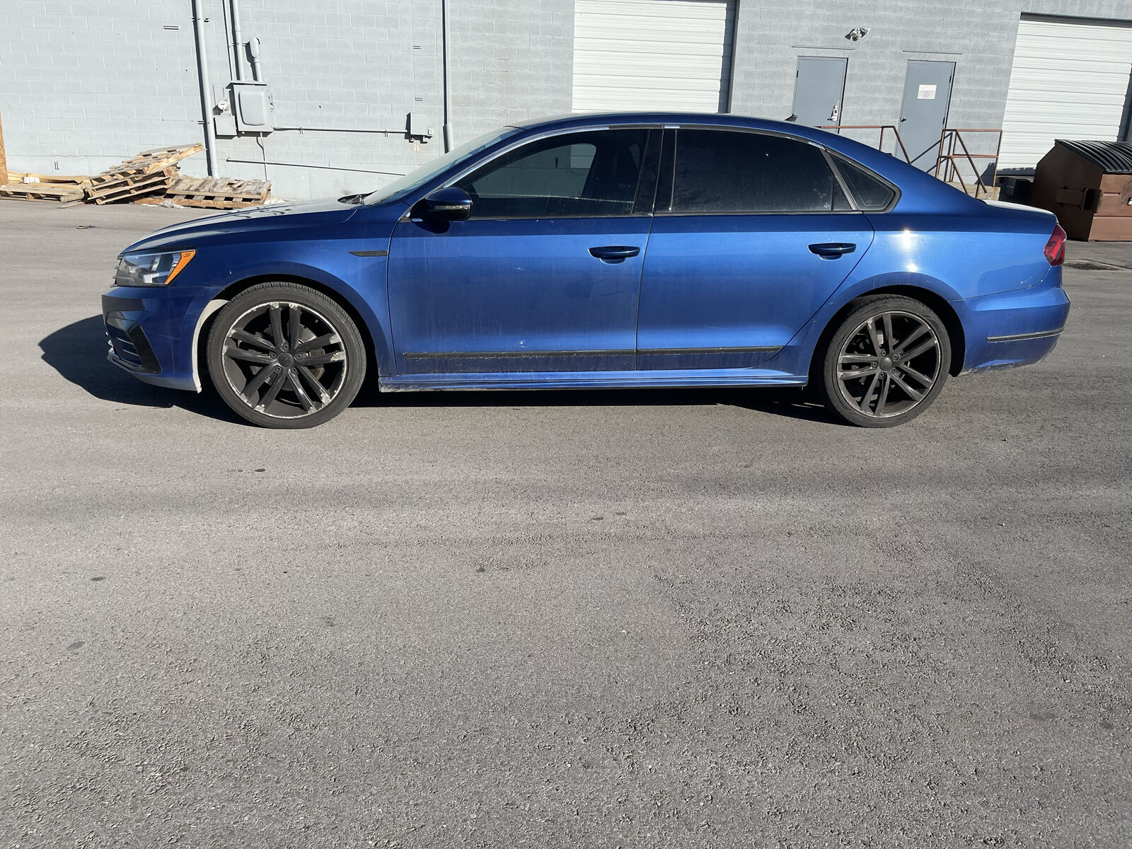 2017 VOLKSWAGEN PASSAT 1.8T R-Line