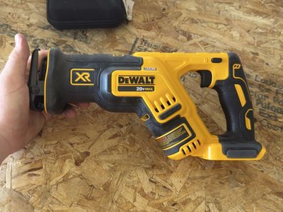 DEWALT DCS367B ATOMIC 20V MAX XR Brushless Compact Reciprocating Saw Tool Only