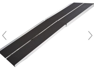 Aluminum Wheelchair Ramp