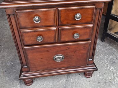 gorgeous real wood night stand/bebe