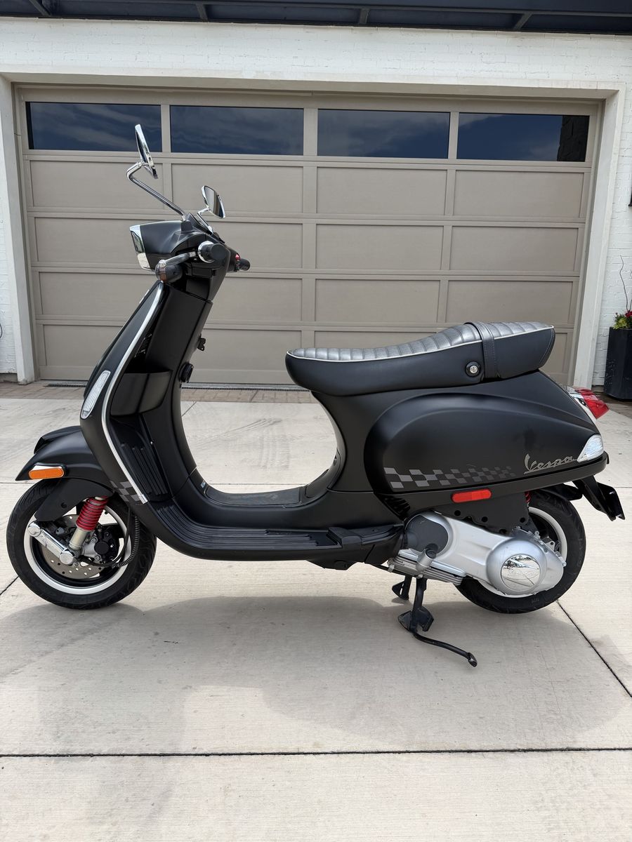 2013 VESPA Sport 150cc Scooter