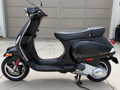 2013 VESPA Sport 150cc Scooter