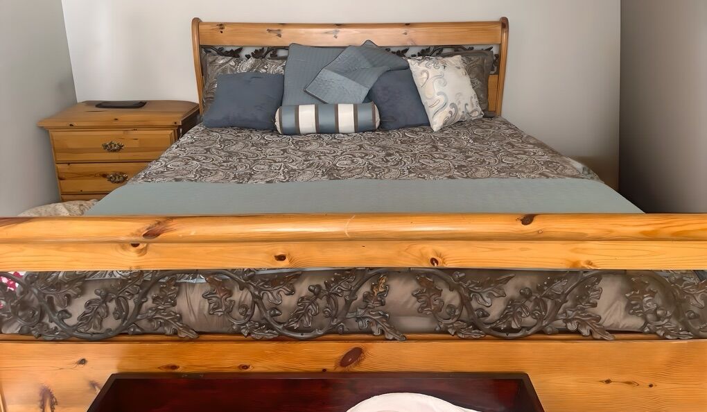 Rustic Cali-King Bedset