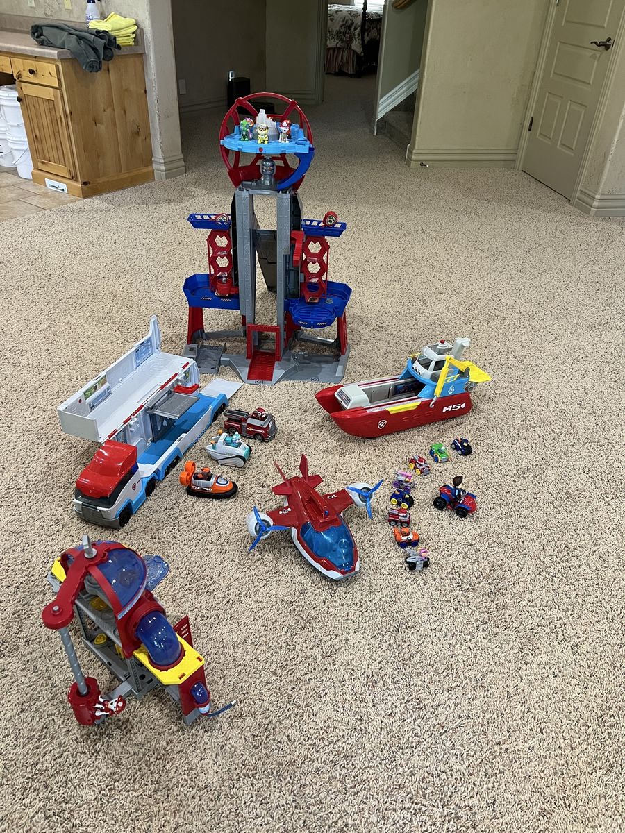 Large Paw Patrol Collection