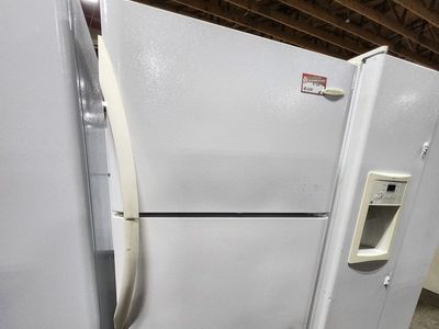 Frigidaire White Top Freezer Refrigerator, Used - Minor Dents, Clean Interior