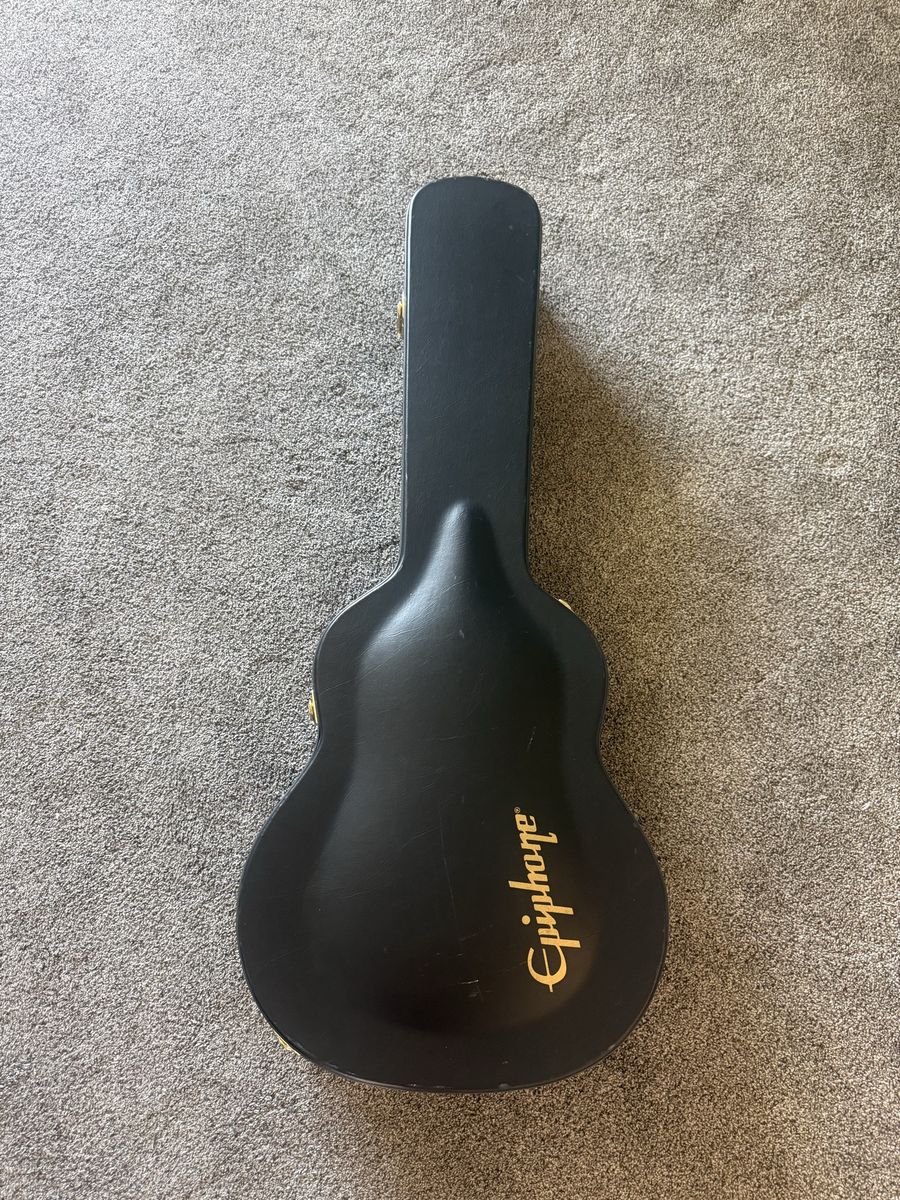 Epiphone EJ-200