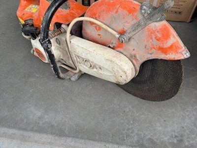 Stihl Cutquik TS 400 Concrete Saw - 12" Wheel, Gas-Powered, Handheld
