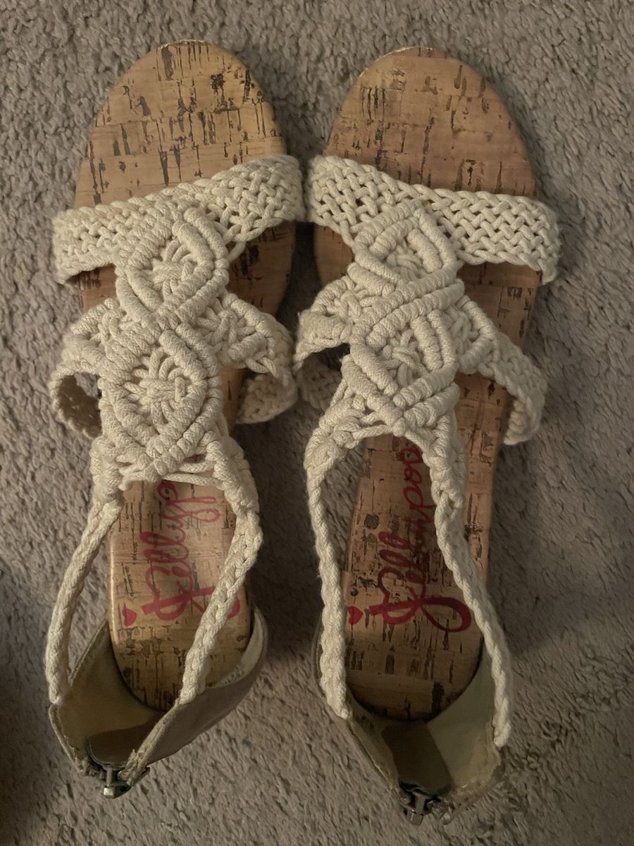 Women’s size 8 sandals