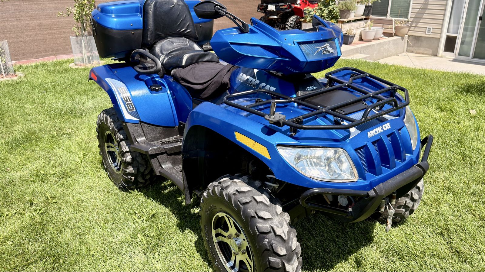 2011 Arctic Cat 550 H1 EFI TRV Cruiser 4x4 EPS – 2 Seater – Excellent Condition