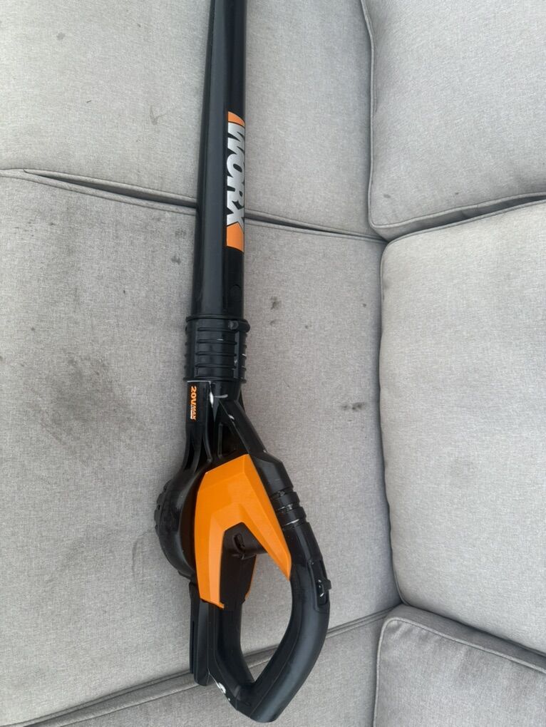 Worx leaf blower