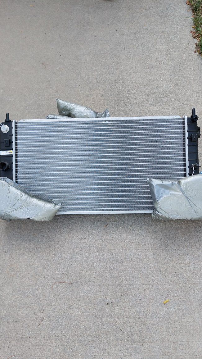 Pontiac G6 / Chevy Malibu Radiator
