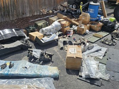 Horde of HMMWV (Humvee) and other military parts