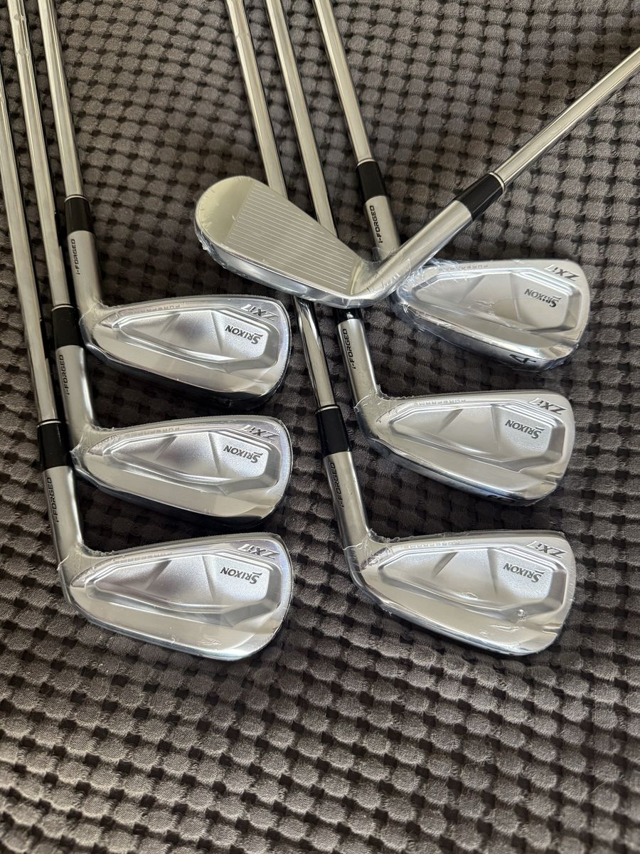 Srixon ZXi7 Irons - Brand New – 4-PW – RH 