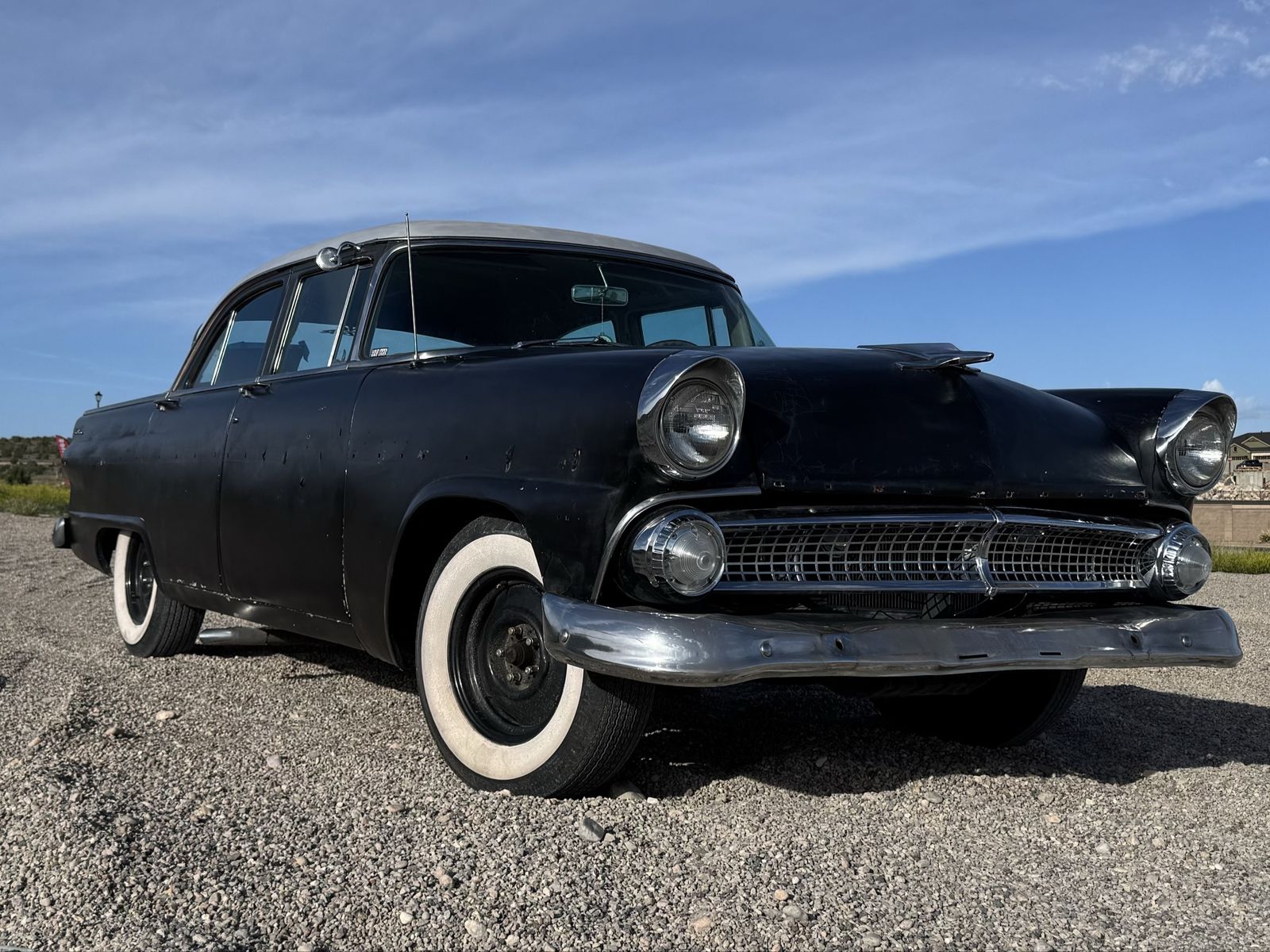 1955 Ford Fairlane 