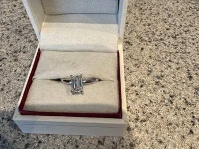 Shane Co. 1.05 Carat Emerald Cut Lab Grown Diamond