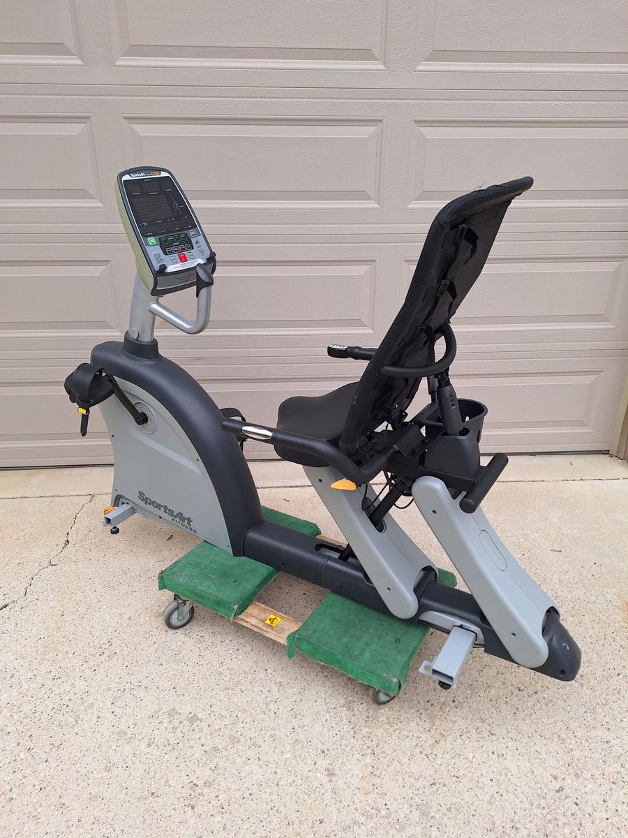 SportsArt 532 Recumbent Bike