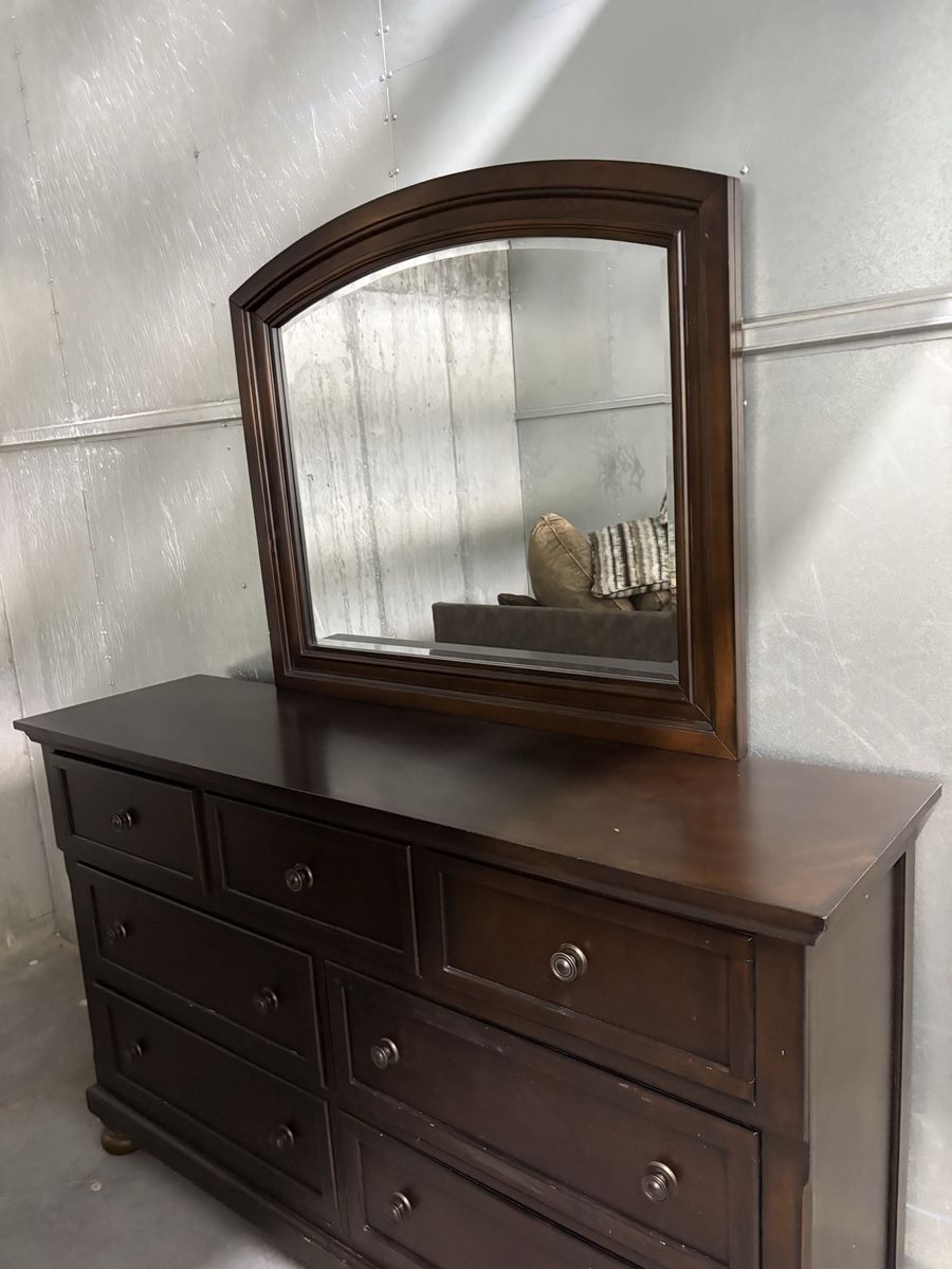 Solid Wood Dresser w Mirror 9 Drawer Dark Wood