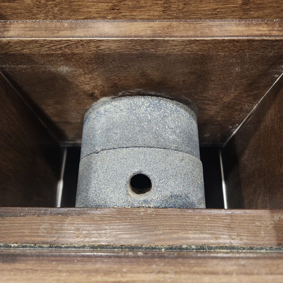 Main image 7