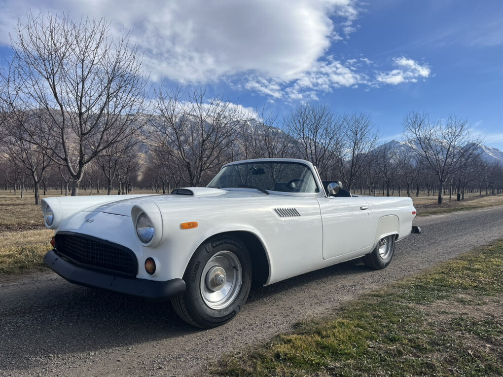 1955 Ford Thunderbird 