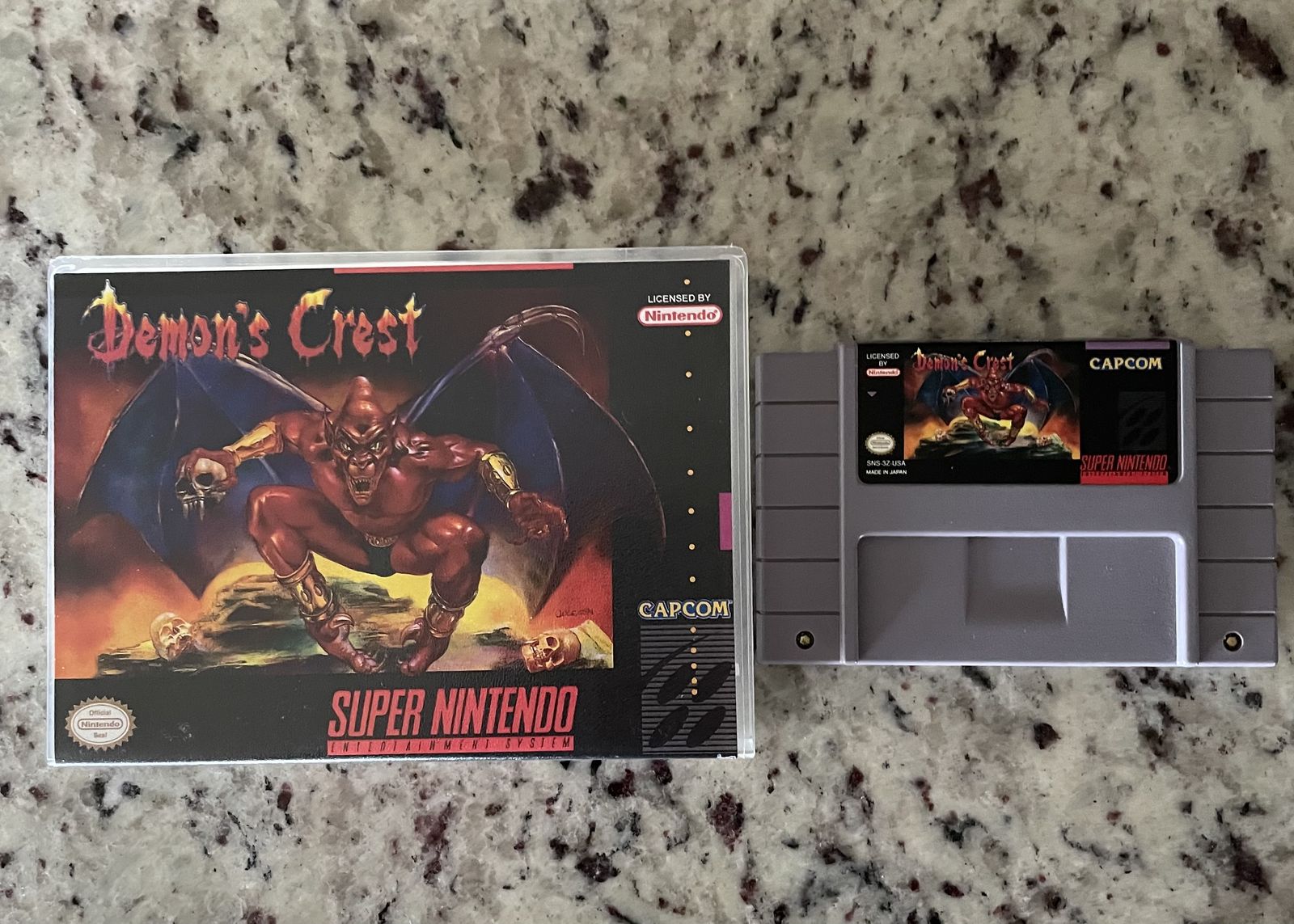 Demons Crest SNES w/collectors case