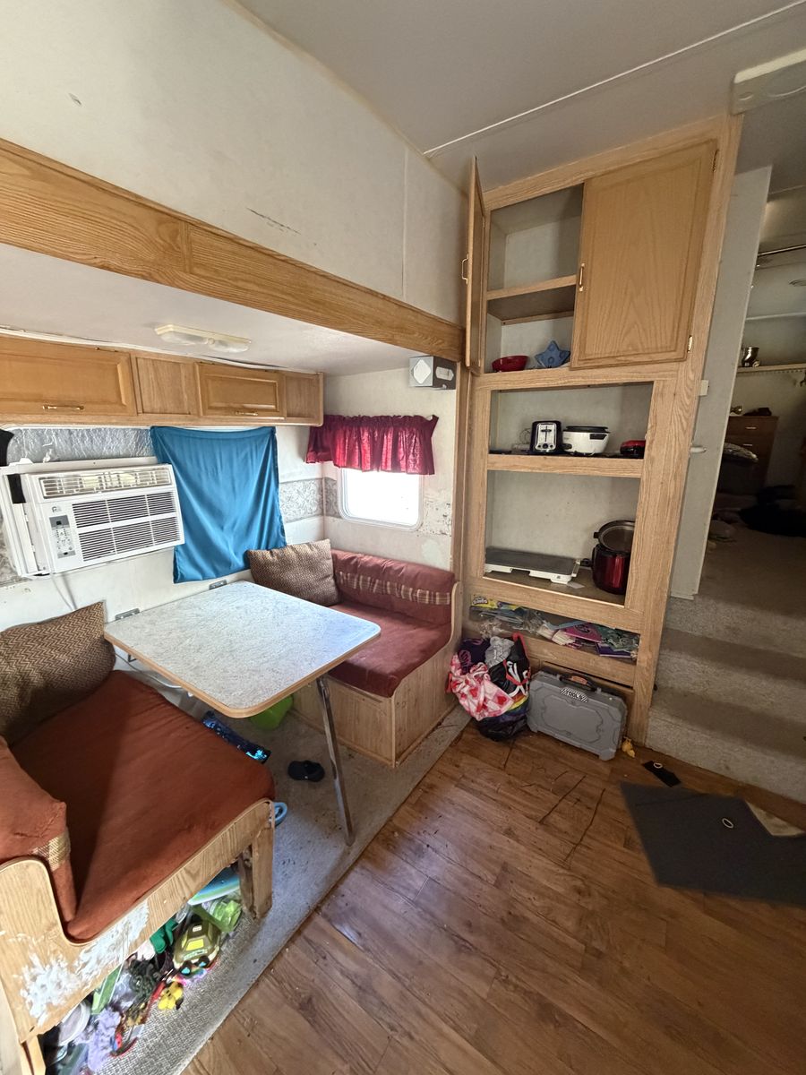 Main image 7