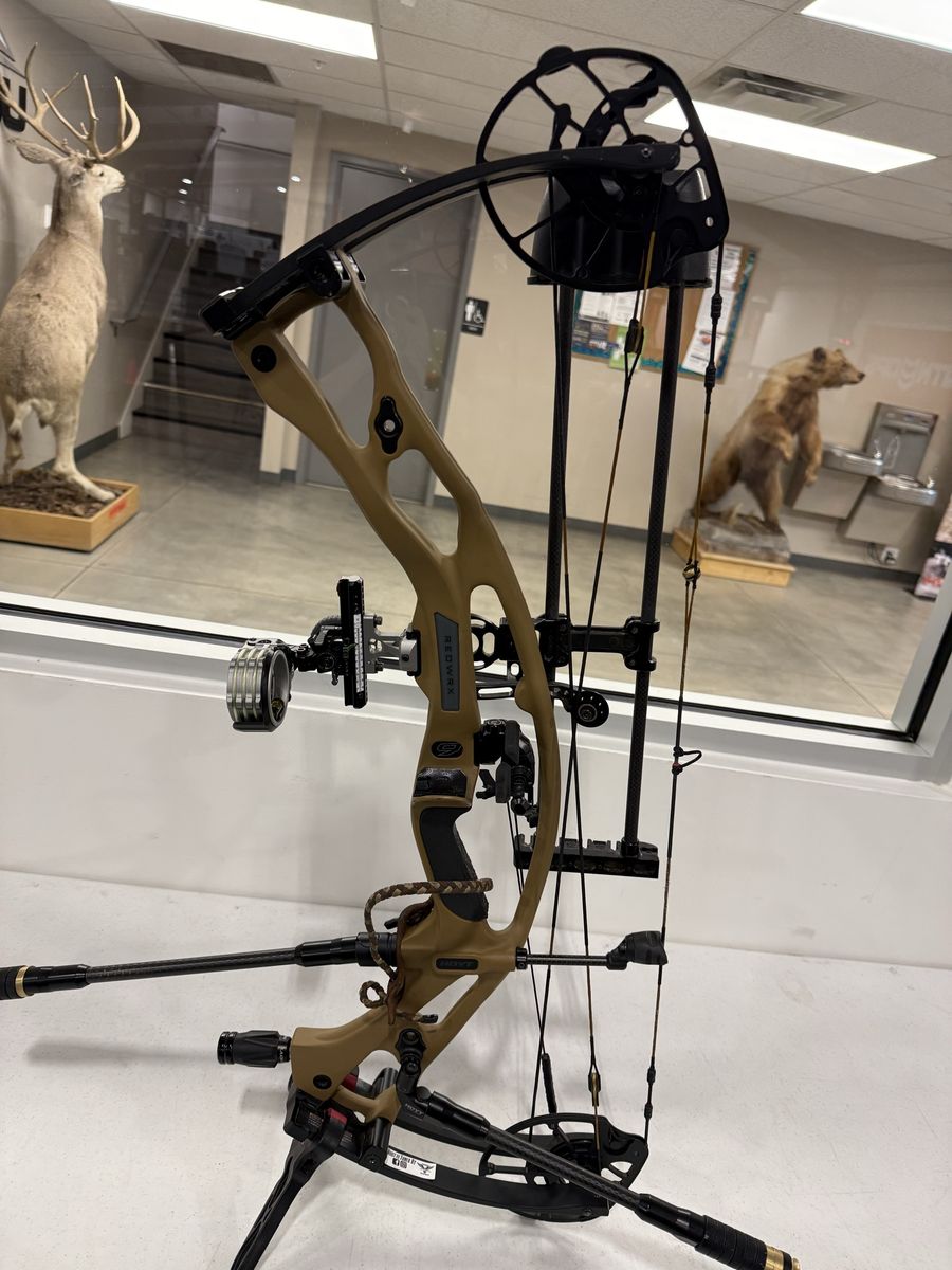Hoyt Rx9