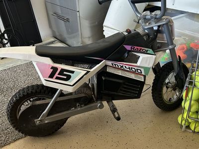 Razor MX400 or MX 350 Dirt Bike