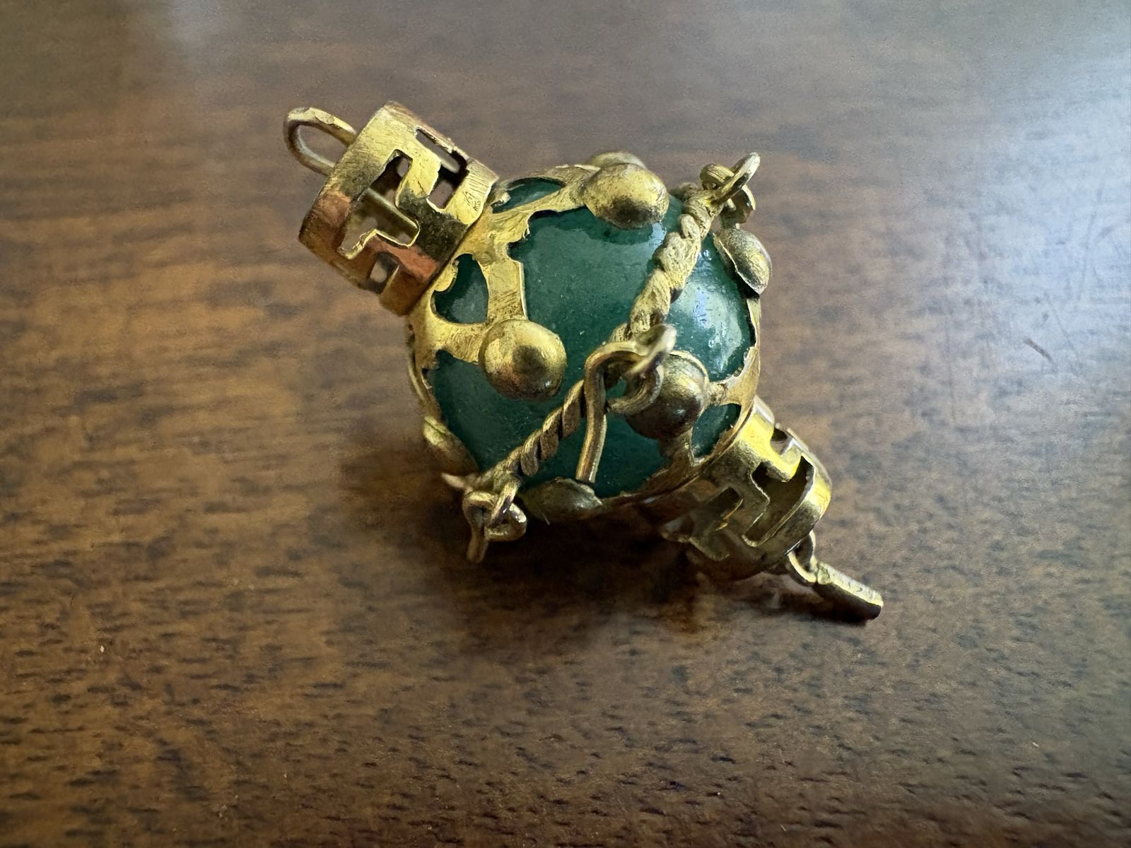 Main image 3