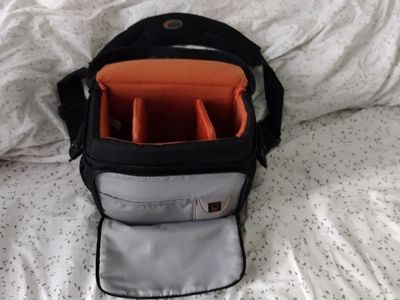 LowePro Adventura 170 Camera Case