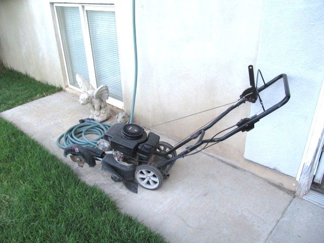 Lawn edger