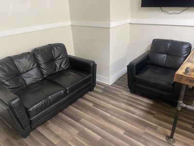 Loveset and chair