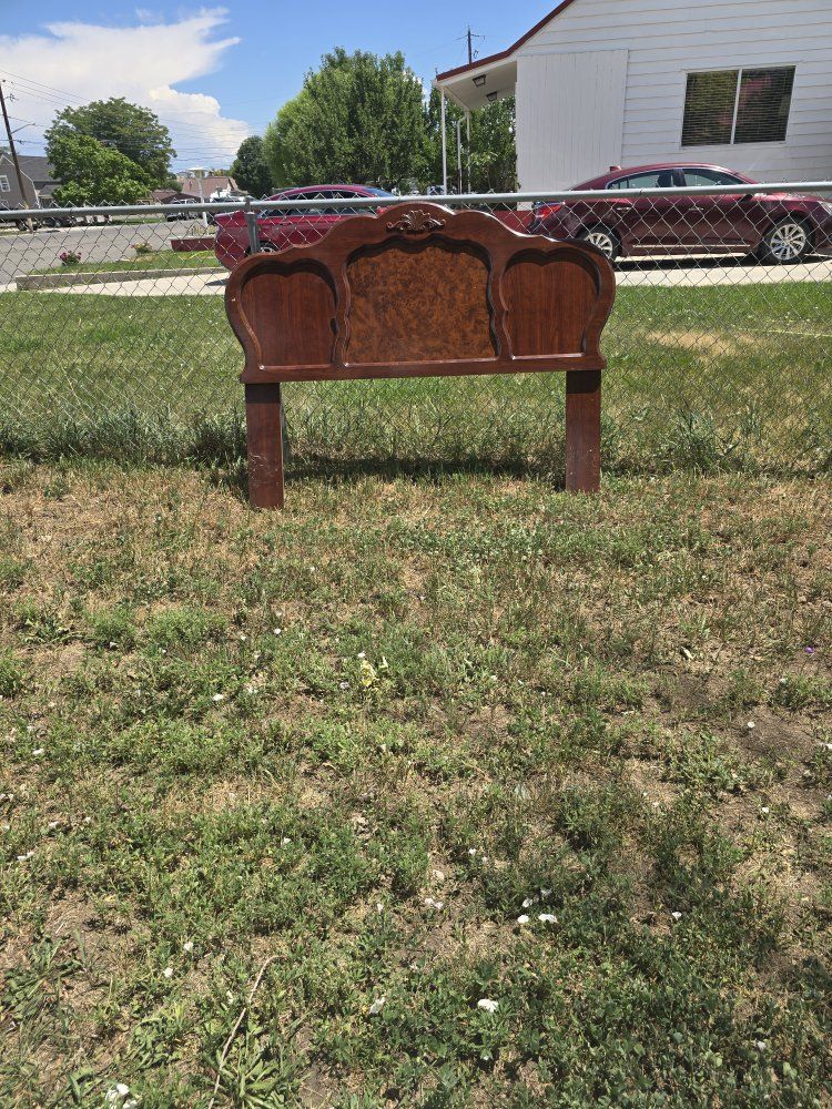 Main image 6