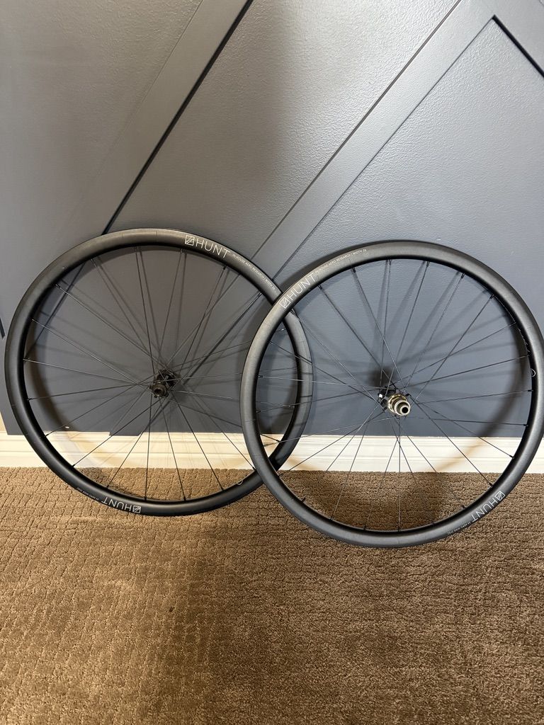 Hunt Alloy Aero Wheelset