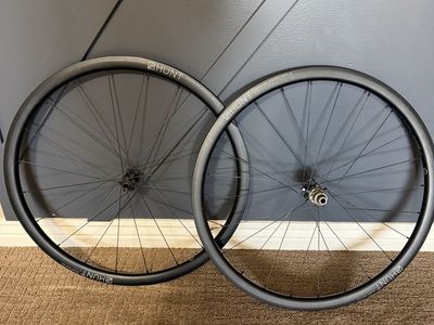 Hunt Alloy Aero Wheelset