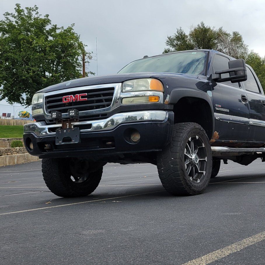 2005 GMC 2500 SL