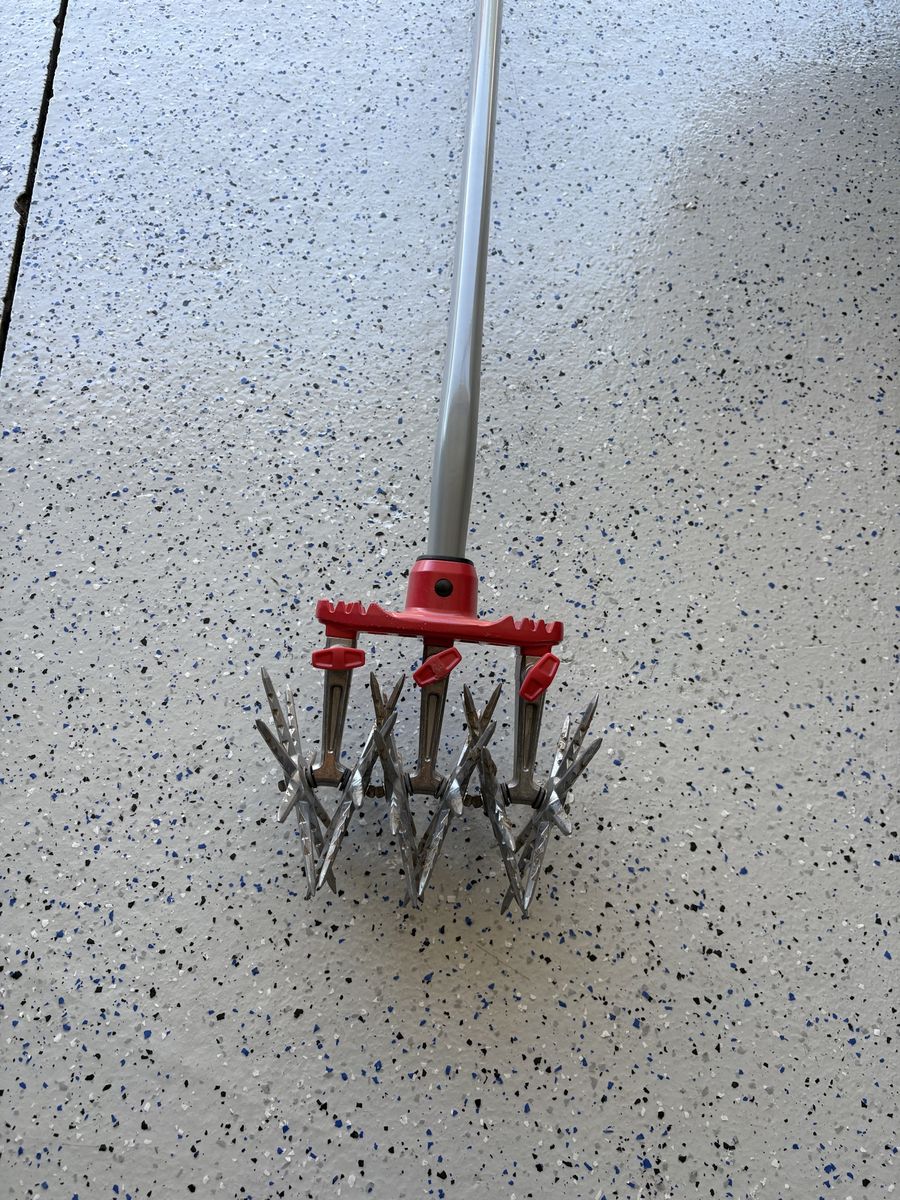 Main image 6
