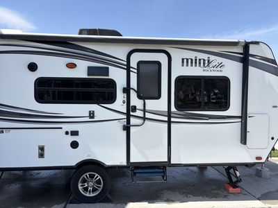 2015 Forest River Travel Trailir