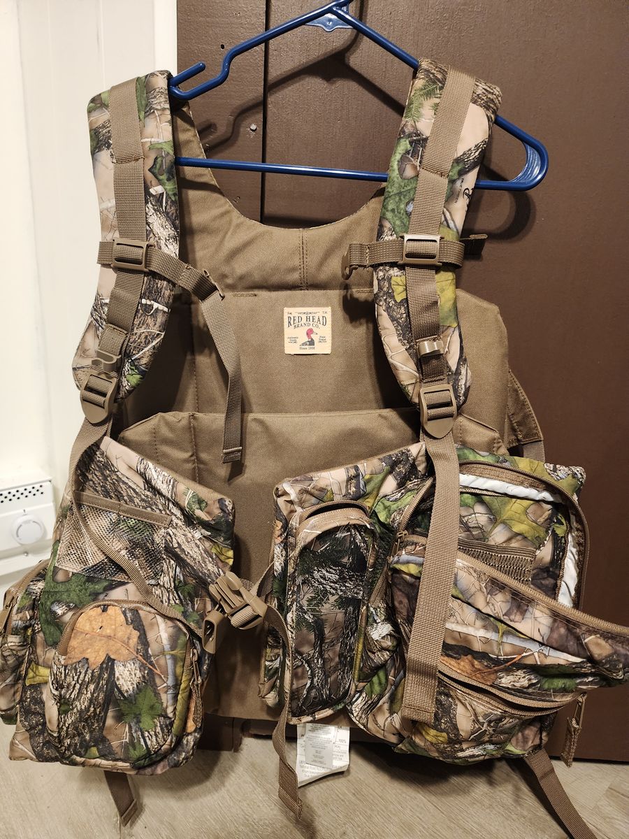 New Redhead turkey hunting vest