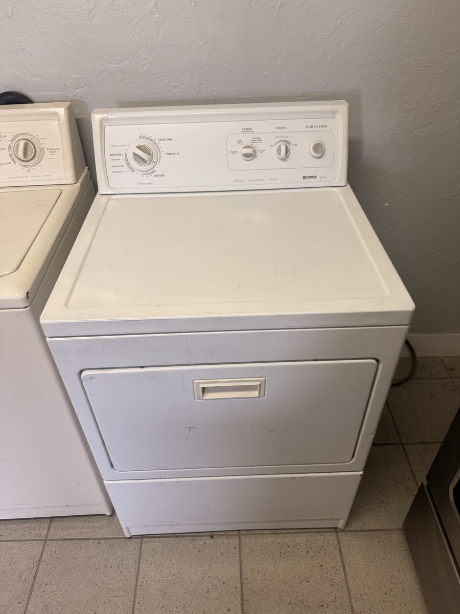 Kenmore 80 Series White Electric Dryer - Super Capacity Plus