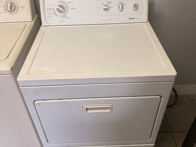 Kenmore 80 Series White Electric Dryer - Super Capacity Plus