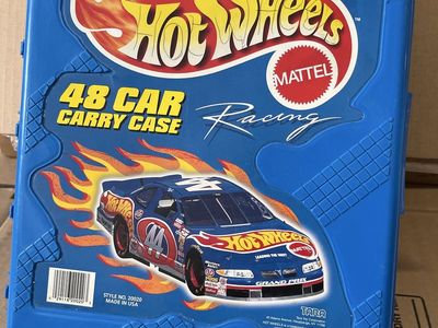 Hot Wheels Mattel Blue 48 Car Carry Case Vintage Racing Collectible Storage Organizer