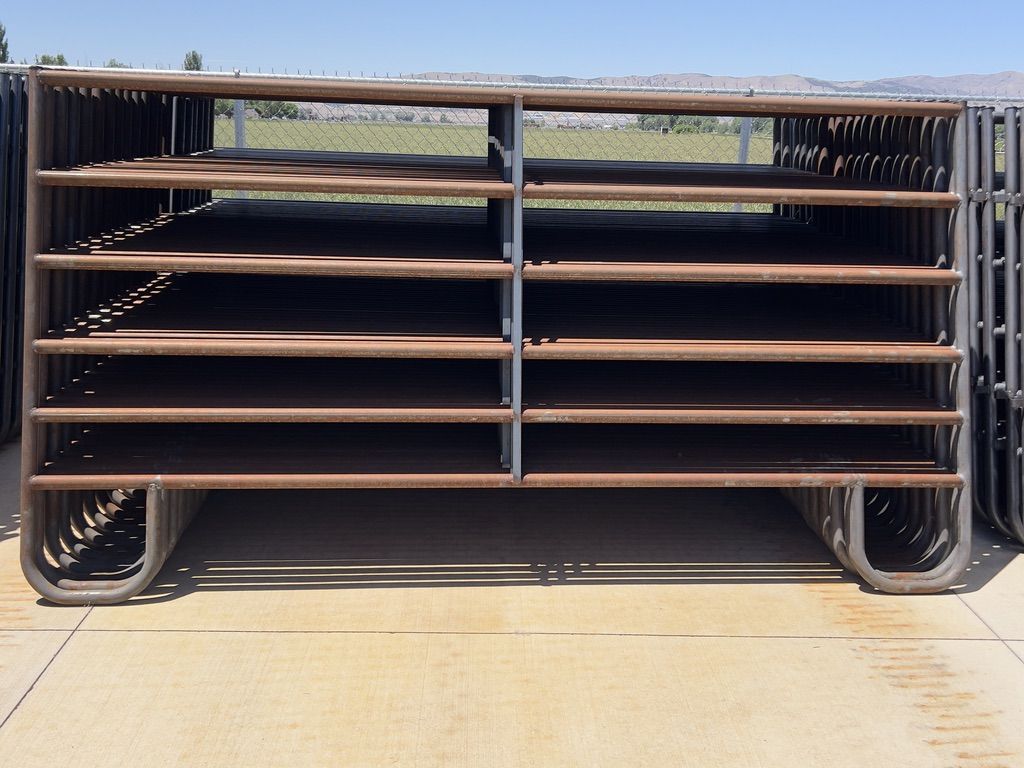 Livestock Panel 10' J-Leg w/o pins