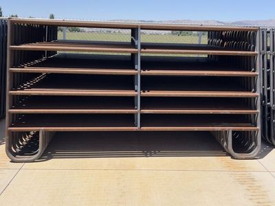 Livestock Panel 10' J-Leg w/o pins