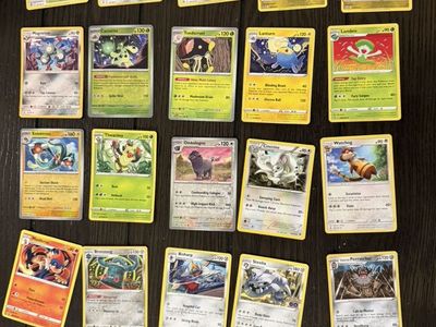 250 Pokemon Cards