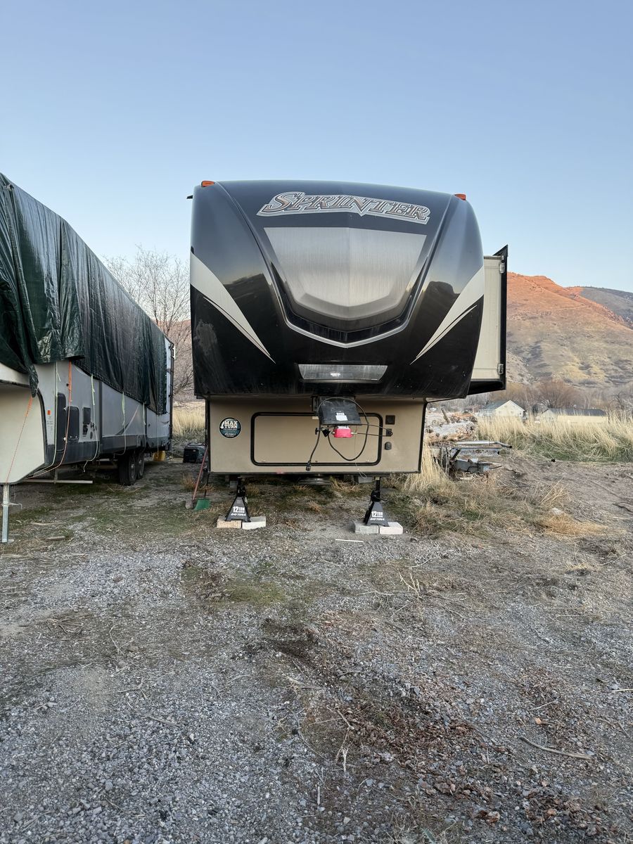 2017 Keystone Sprinter/ Project