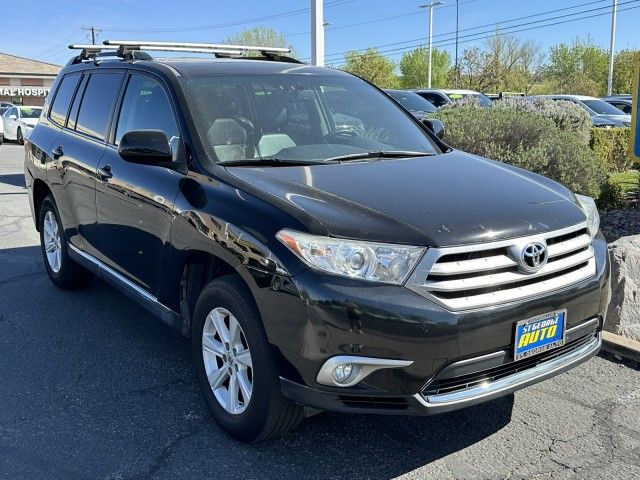 2013 Toyota Highlander SE