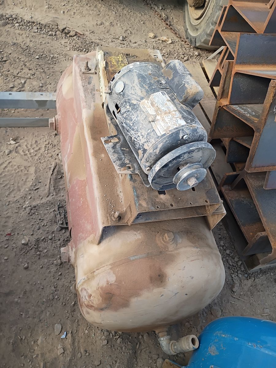 Main image 4