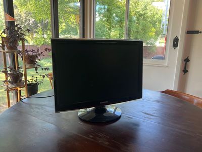 Samsung Television/Monitor
